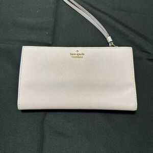 Kate Spade Cameron Street Stacy Wristlet in baby pink